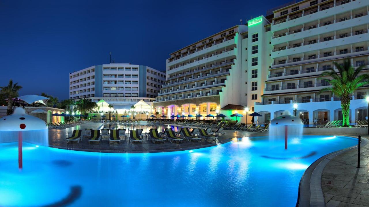 Batihan Beach Resort & Spa Kusadasi Exterior photo