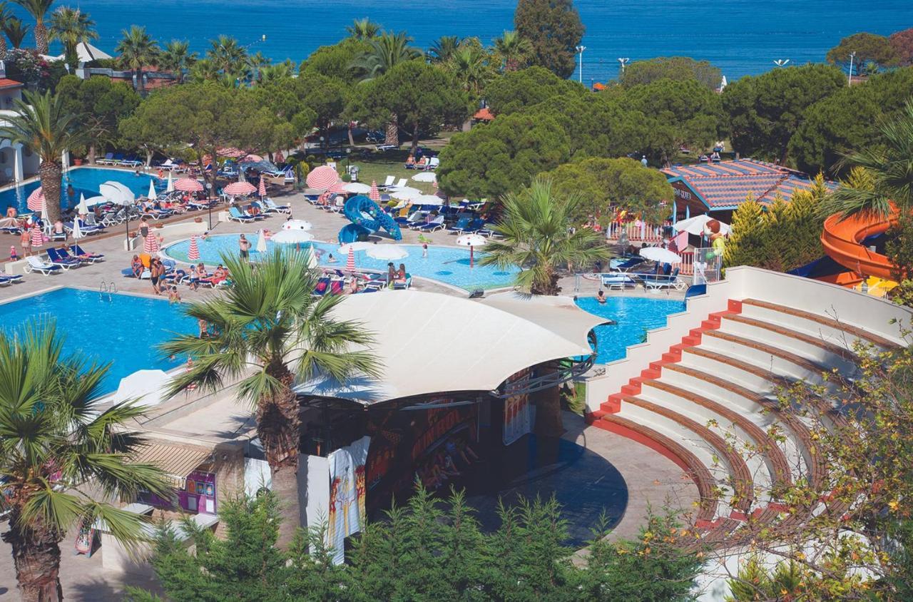 Batihan Beach Resort & Spa Kusadasi Exterior photo