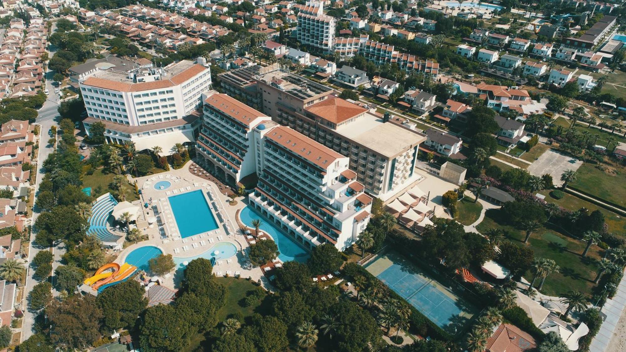 Batihan Beach Resort & Spa Kusadasi Exterior photo